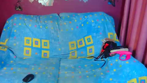 Snapshot of kersxxx chatting on 11/22/25, 10:36 kersxxx online show from 11/22/25, 10:36