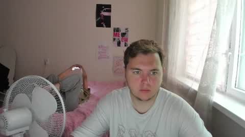 Snapshot of kesh_mne chatting on 06/19/26, 08:51 kesh_mne online show from 06/19/26, 08:51
