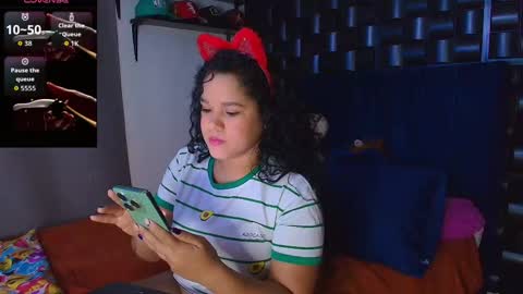 Snapshot of kesha_rosse_ chatting on 10/30/25, 05:20 KESHA online show from 10/30/25, 05:20