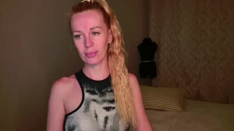 Snapshot of kess_edison chatting on 11/09/25, 02:48 kess_edison online show from 11/09/25, 02:48