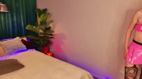 Snapshot of kessedisson chatting on 04/17/26, 07:39 KessEdisson online show from 04/17/26, 07:39