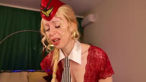 Snapshot of kessedisson chatting on 04/18/26, 07:58 KessEdisson online show from 04/18/26, 07:58