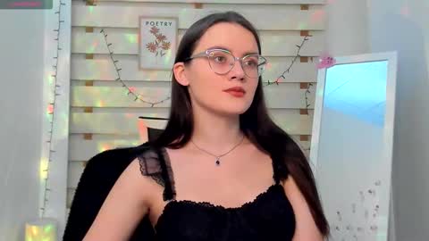 Ketrin online show from 09/28/25, 03:39