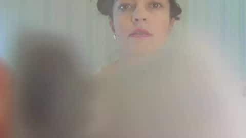 Snapshot of kettimi chatting on 12/13/24, 09:13 Catherine online show from 12/13/24, 09:13