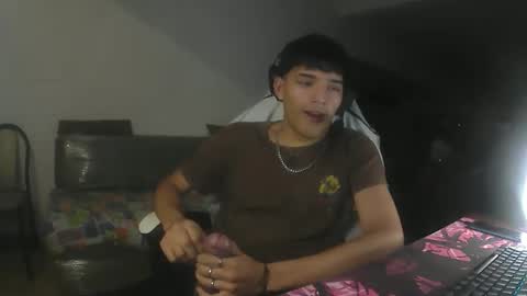 Snapshot of kettitta chatting on 04/22/26, 09:01 kettitta online show from 04/22/26, 09:01