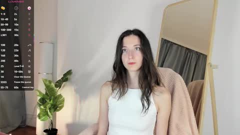 kettyIm a simple girl who likes gifts Lovense is activeThere are legends that in this room all your wish can come true online show from 10/08/25, 06:33