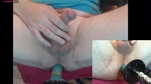 Snapshot of kev0808 chatting on 11/01/25, 08:33 Kev online show from 11/01/25, 08:33