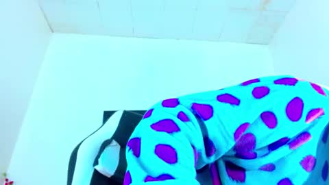 Snapshot of kevin__max_ chatting on 10/28/25, 07:38 Kev online show from 10/28/25, 07:38