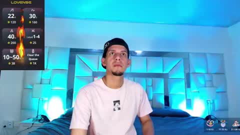 Snapshot of kevin__max_ chatting on 07/24/26, 07:34 Kev online show from 07/24/26, 07:34