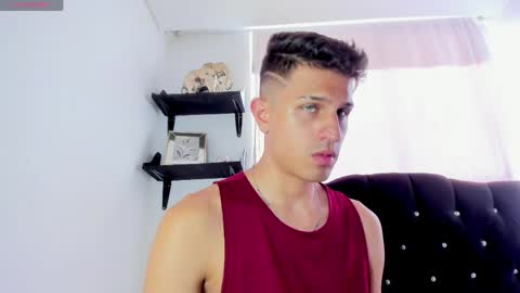 Snapshot of kevin_ahs1 chatting on 03/31/26, 09:15 Kevin Ahs online show from 03/31/26, 09:15