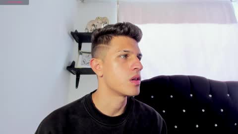 Snapshot of kevin_ahs1 chatting on 04/08/26, 05:13 Kevin Ahs online show from 04/08/26, 05:13