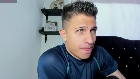 Snapshot of kevin_ahs1 chatting on 04/16/26, 08:09 Kevin Ahs online show from 04/16/26, 08:09