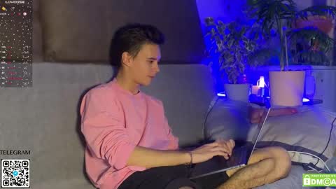 Fansly  Kevin T online show from 10/28/25, 05:44