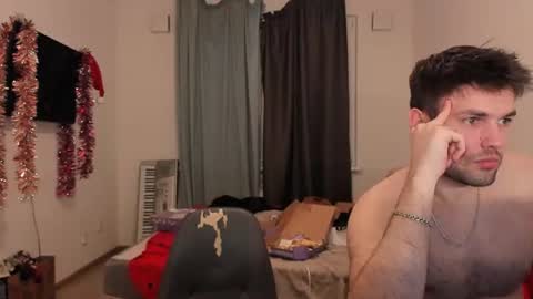 Snapshot of kevin_hornyyy chatting on 06/25/26, 10:14 kevin online show from 06/25/26, 10:14