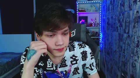 Kevin online show from 02/10/25, 04:41