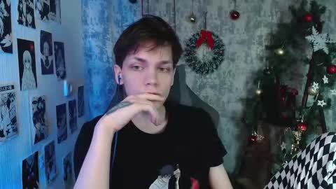 Kevin online show from 12/19/25, 03:57