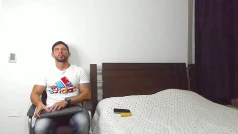 Snapshot of kevin_malone22 chatting on 01/31/25, 11:35 kevin_malone22 online show from 01/31/25, 11:35