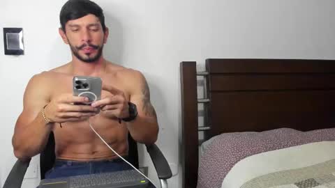 Snapshot of kevin_malone22 chatting on 11/12/25, 03:51 kevin_malone22 online show from 11/12/25, 03:51