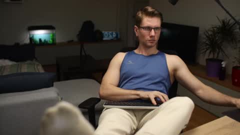 Kev online show from 02/21/25, 02:48