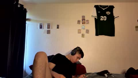 Snapshot of kevinderon1 chatting on 05/25/26, 11:55 kevinderon1 online show from 05/25/26, 11:55