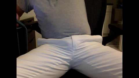 Snapshot of kevinkunze chatting on 03/12/25, 03:24 KevinKunze online show from 03/12/25, 03:24