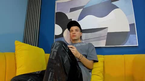 Sexy  Hot Kevin online show from 09/13/25, 08:41