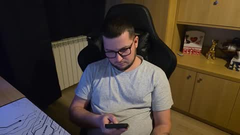 Kevinn online show from 02/05/26, 02:16