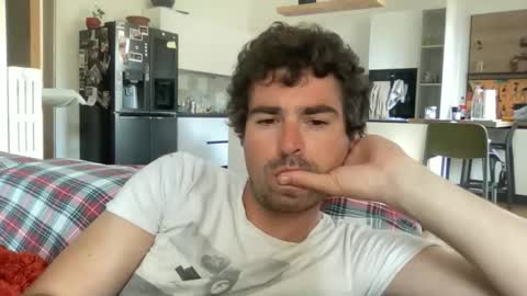 Snapshot of kevinpillobello chatting on 04/18/26, 03:16 kevinpillobello online show from 04/18/26, 03:16
