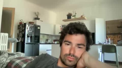 Snapshot of kevinpillobello chatting on 04/26/26, 06:55 kevinpillobello online show from 04/26/26, 06:55