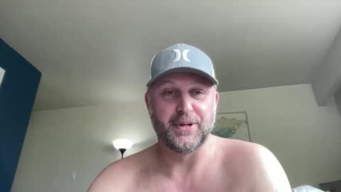 Snapshot of kevinsaunders11 chatting on 04/10/26, 09:19 KevinSaunders11 online show from 04/10/26, 09:19