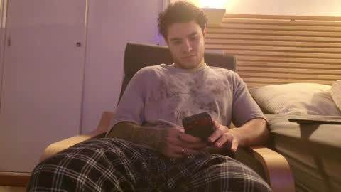 Snapshot of kevinwolf777 chatting on 03/16/26, 03:12 Kevin online show from 03/16/26, 03:12