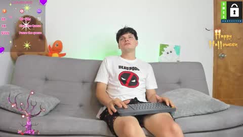 kevin and ottis online show from 10/27/25, 04:05