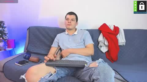 kevin and ottis online show from 12/15/25, 11:42