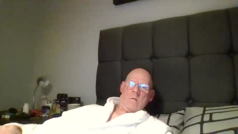 kevlooking4sez online show from 12/06/24, 12:12