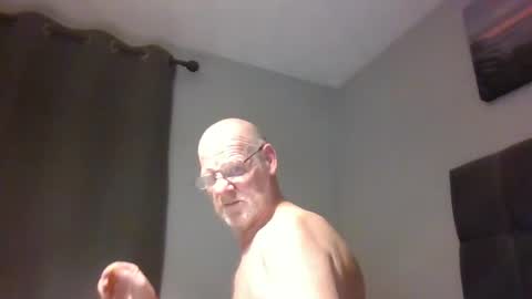 kevlooking4sez online show from 12/31/24, 03:45