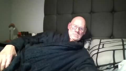 kevlooking4sez online show from 01/15/25, 11:40