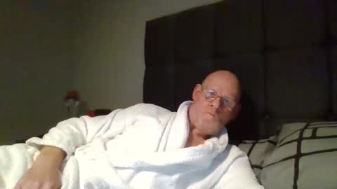 kevlooking4sez online show from 02/08/25, 11:24