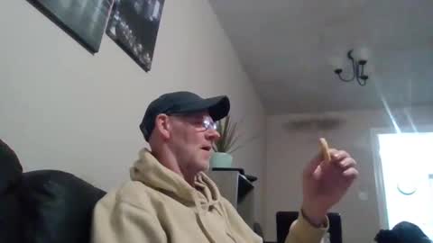 kevlooking4sez online show from 02/22/25, 07:36