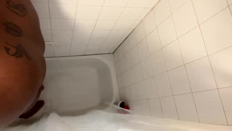 Snapshot of keybump323 chatting on 12/25/24, 07:24 Keybump online show from 12/25/24, 07:24