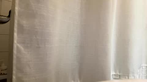 Snapshot of keybump323 chatting on 01/03/25, 11:25 Keybump online show from 01/03/25, 11:25