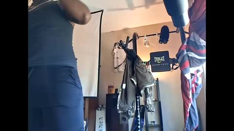 Snapshot of keybump323 chatting on 10/15/25, 02:17 Keybump online show from 10/15/25, 02:17