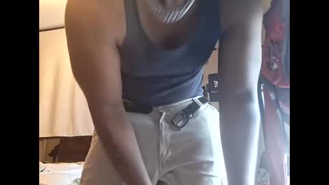 Snapshot of keybump323 chatting on 10/26/25, 02:56 Keybump online show from 10/26/25, 02:56