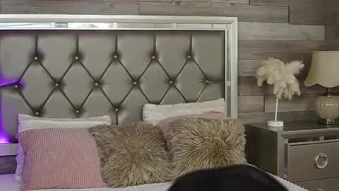 keylaconner online show from 01/27/25, 02:02