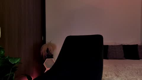 Keyla online show from 12/14/24, 01:17