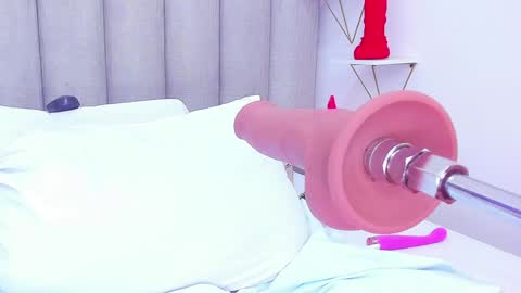 Snapshot of keyllaa_ chatting on 01/23/25, 08:24 Keylla online show from 01/23/25, 08:24