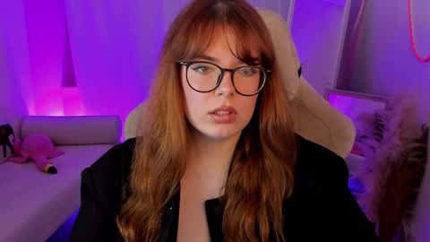 Snapshot of keytsilvas chatting on 04/14/26, 06:08 Keyt online show from 04/14/26, 06:08