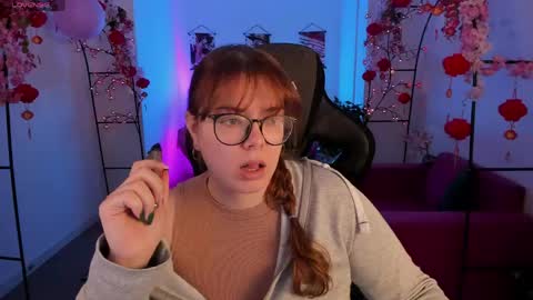 Snapshot of keytsilvas chatting on 04/16/26, 05:30 Keyt online show from 04/16/26, 05:30