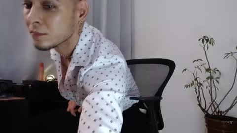 Snapshot of khalican chatting on 03/09/26, 10:08 KhalicaN online show from 03/09/26, 10:08