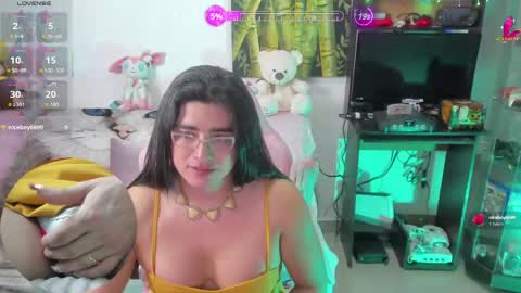 Snapshot of khalifa_gold chatting on 04/28/26, 06:29 Khalifa Kasumi online show from 04/28/26, 06:29