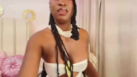 Snapshot of khalimaxwell chatting on 05/24/26, 04:28 khalimaxwell online show from 05/24/26, 04:28